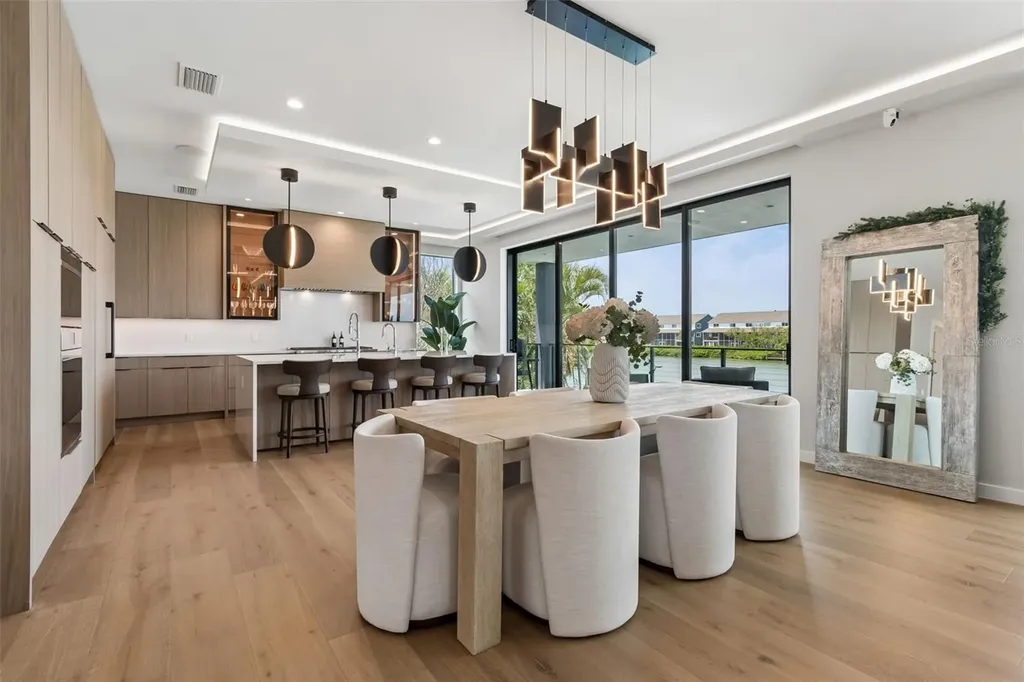 318 La Hacienda Drive Indian Rocks Beach FL 33785