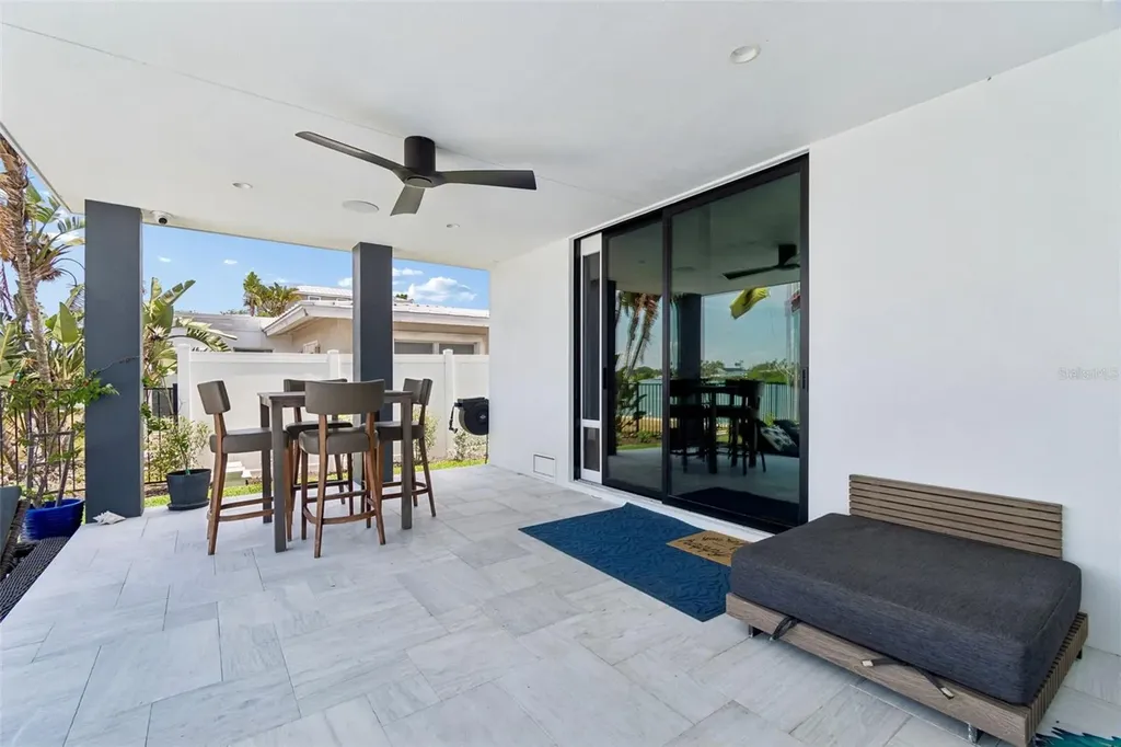 318 La Hacienda Drive Indian Rocks Beach FL 33785