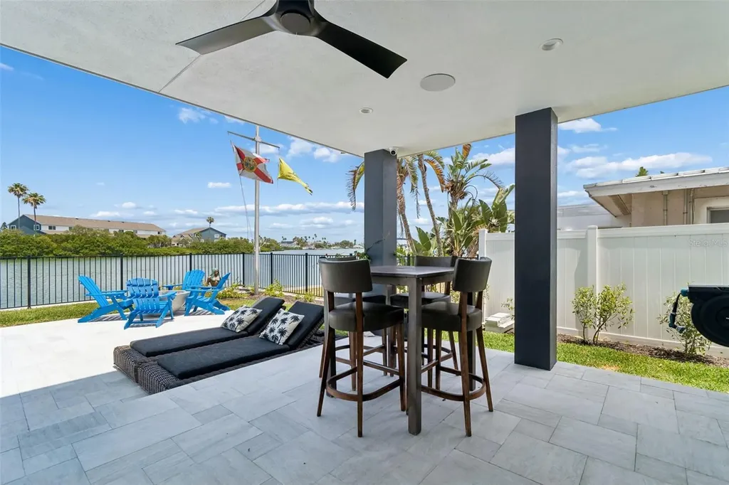 318 La Hacienda Drive Indian Rocks Beach FL 33785