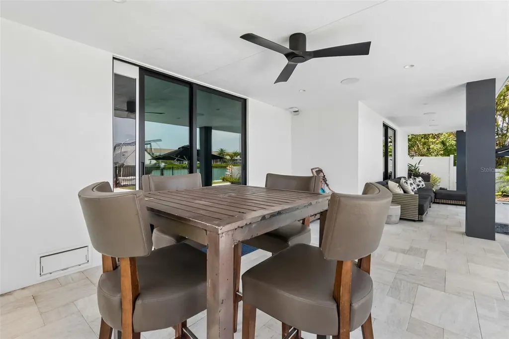 318 La Hacienda Drive Indian Rocks Beach FL 33785