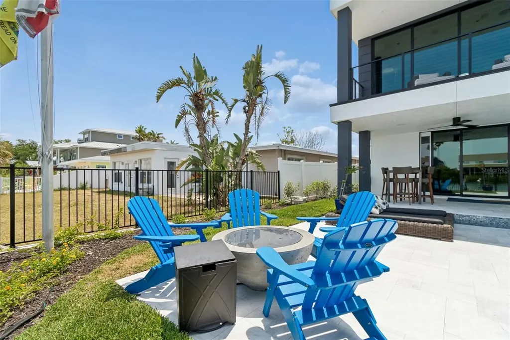 318 La Hacienda Drive Indian Rocks Beach FL 33785