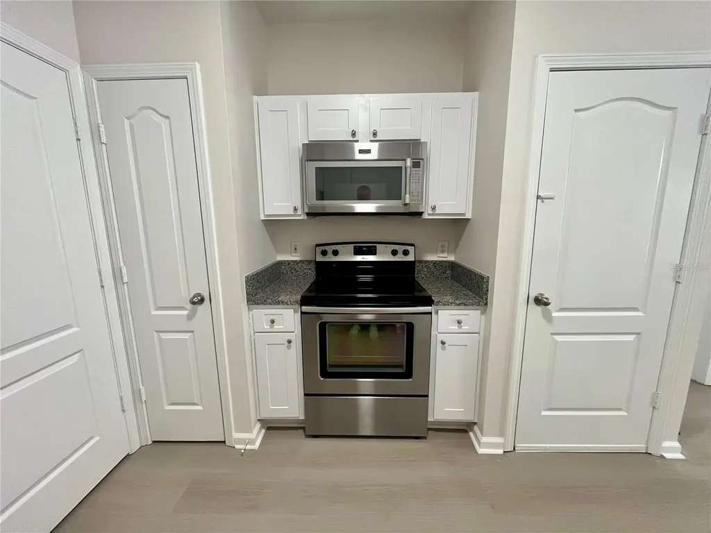18105 Villa Creek Drive Tampa FL 33647