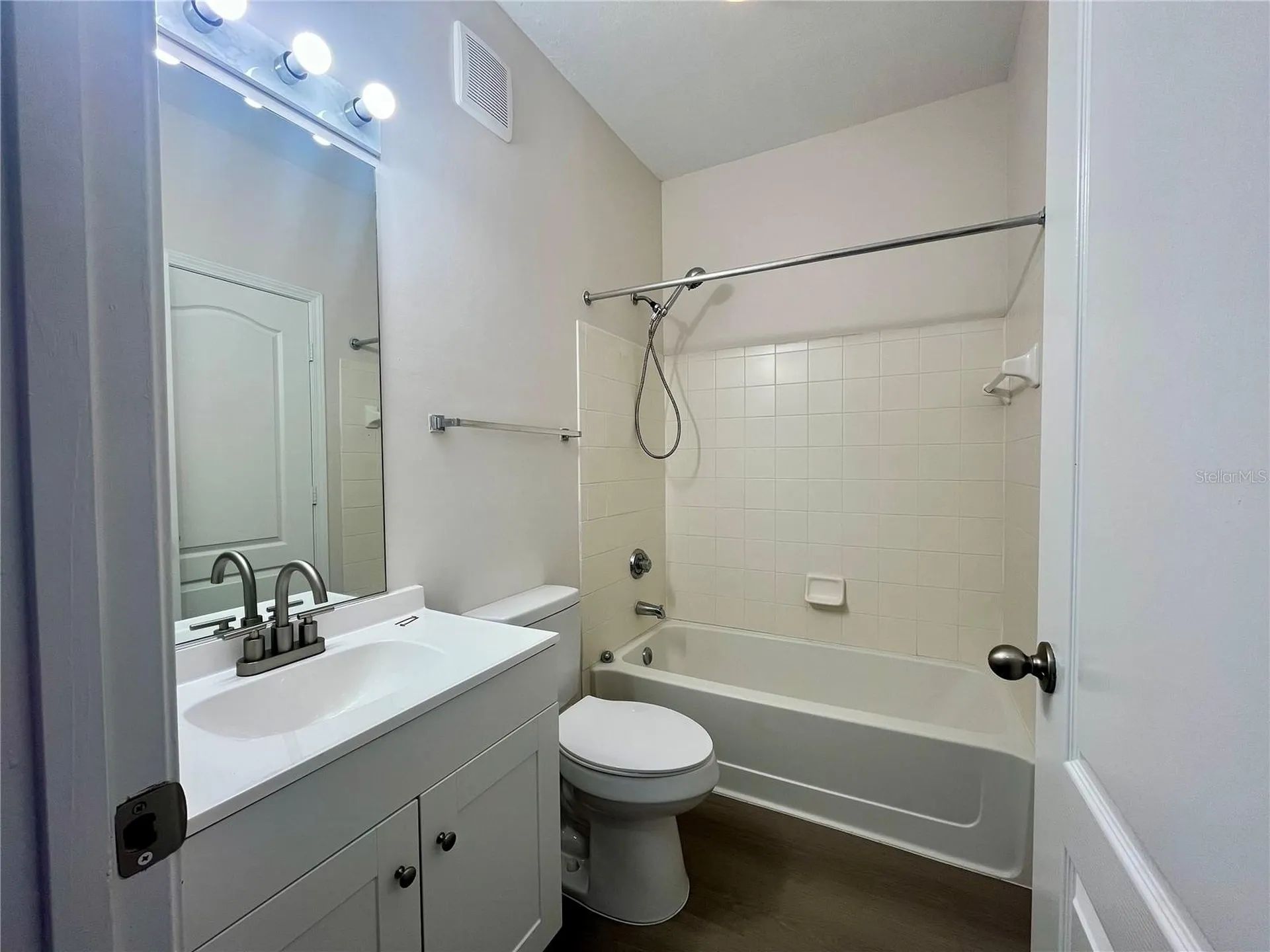 18105 Villa Creek Drive Tampa FL 33647