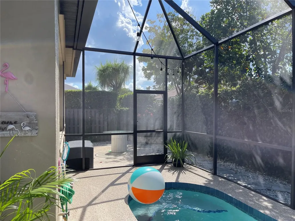 3724 71st Terrace E Sarasota FL 34243