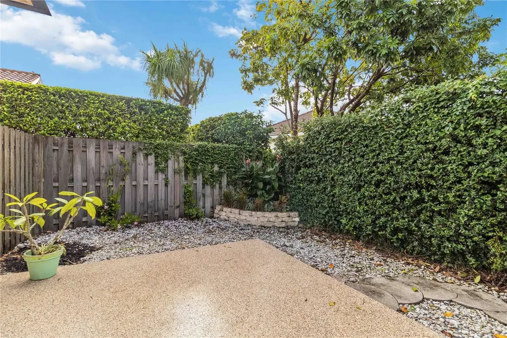 3724 71st Terrace E Sarasota FL 34243