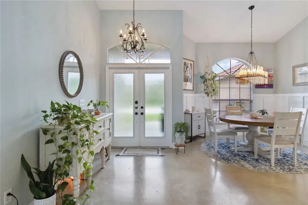 3724 71st Terrace E Sarasota FL 34243
