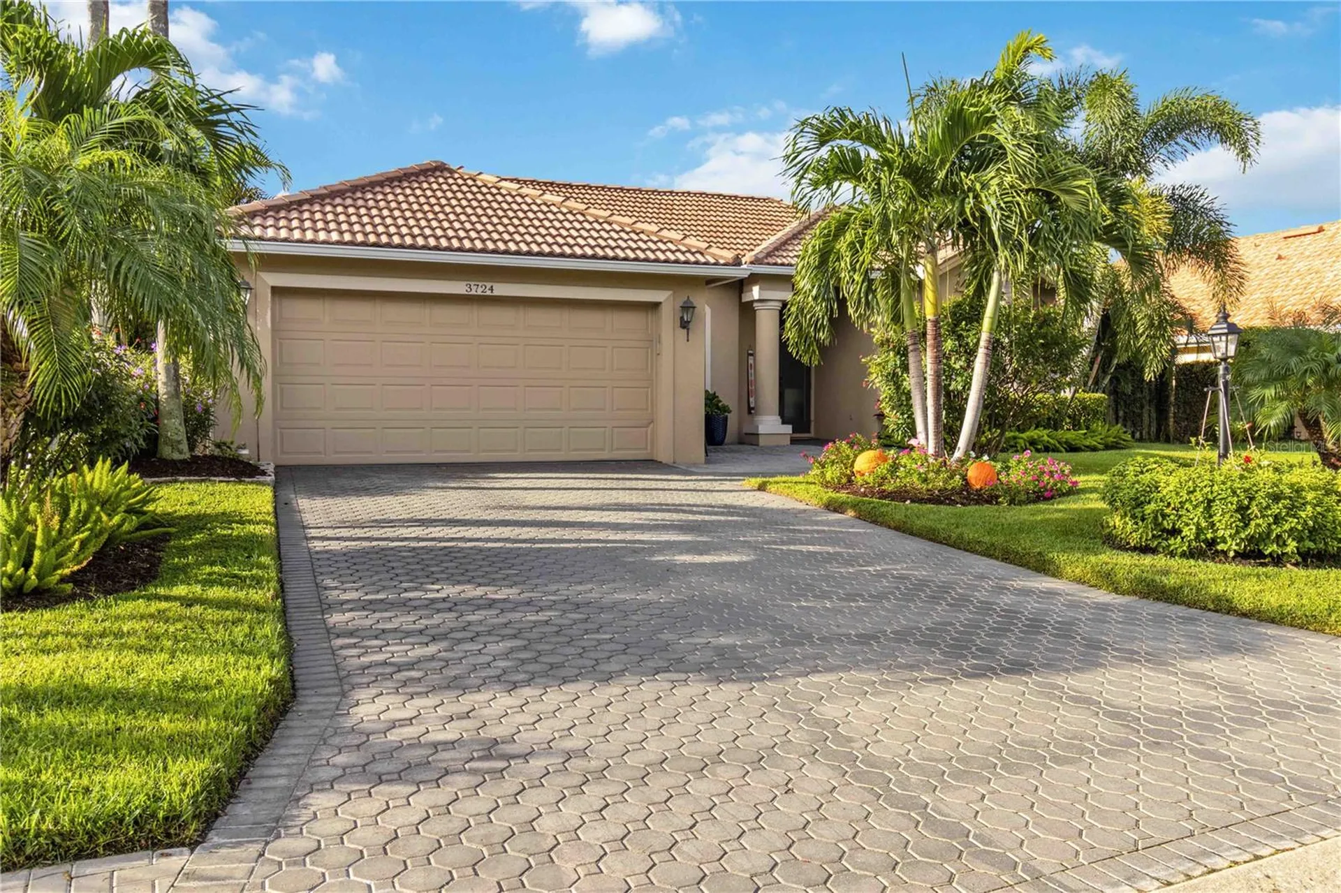 3724 71st Terrace E Sarasota FL 34243