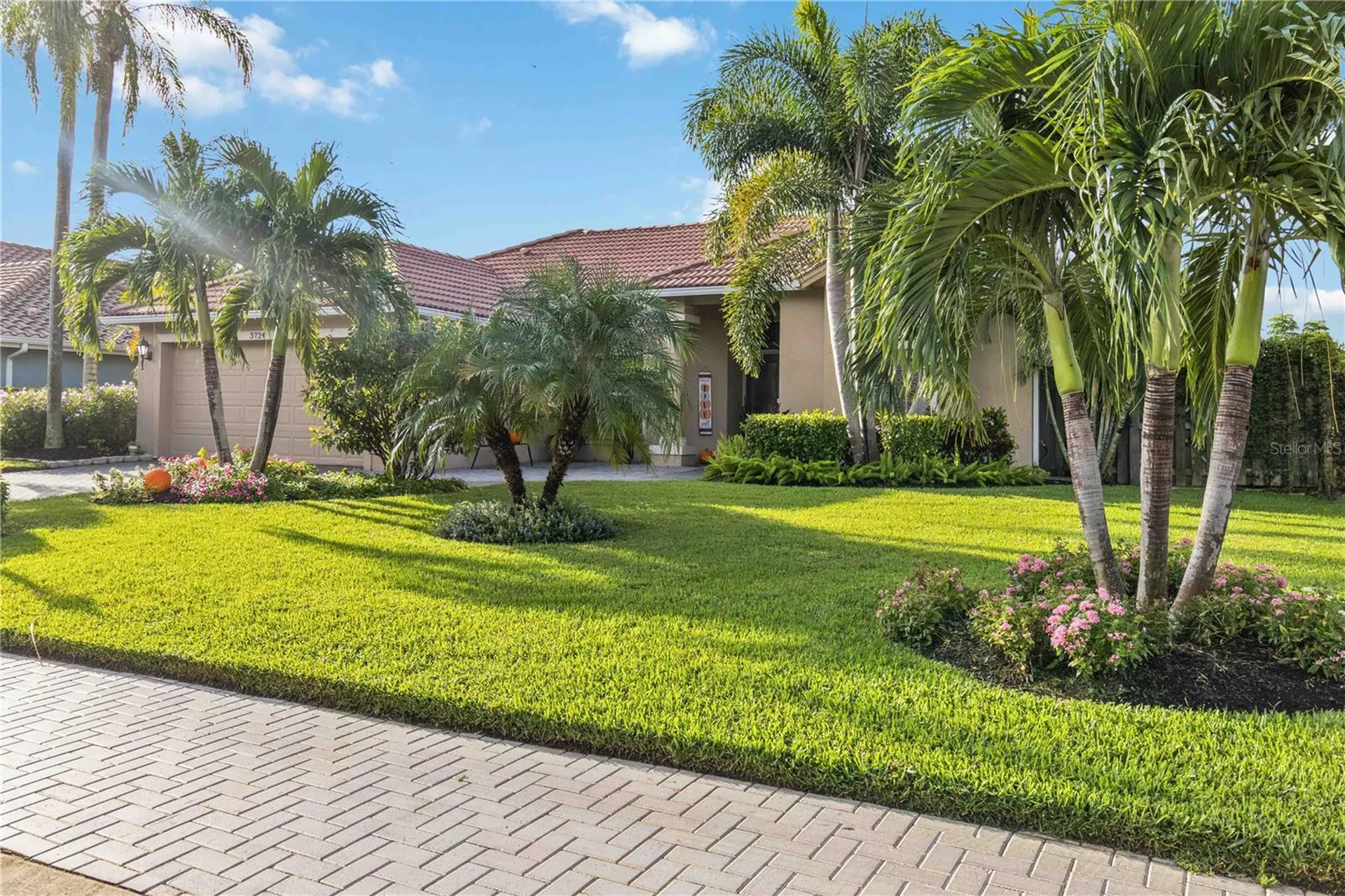 3724 71st Terrace E Sarasota FL 34243