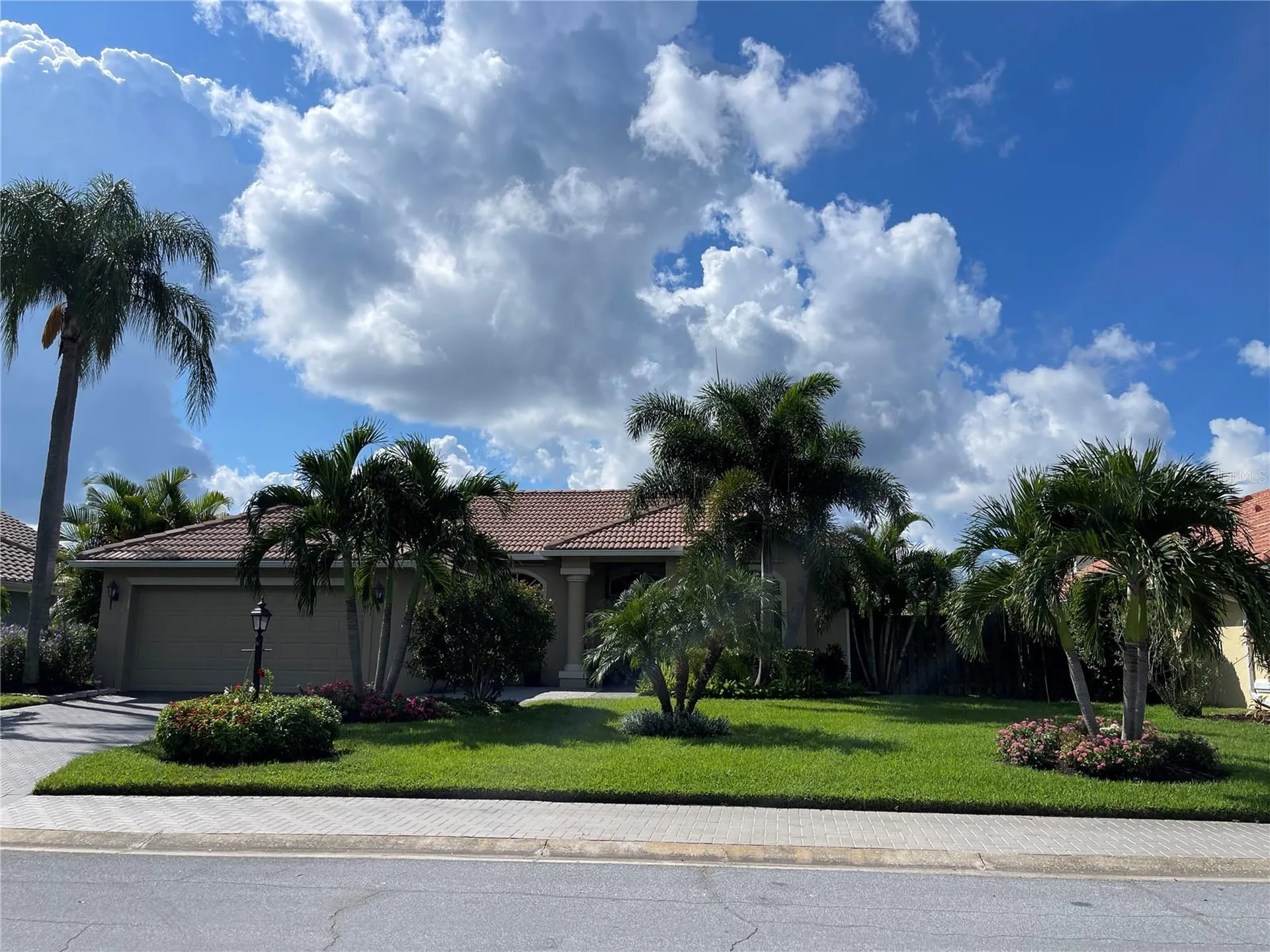 3724 71st Terrace E Sarasota FL 34243