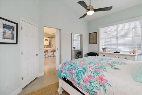 3724 71st Terrace E Sarasota FL 34243