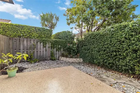 3724 71st Terrace E Sarasota FL 34243