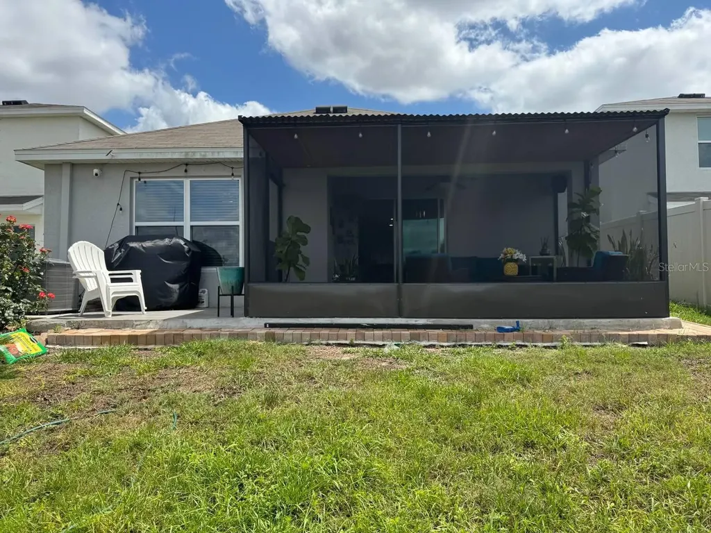 16605 Mosaic Oar Drive Wimauma FL 33598