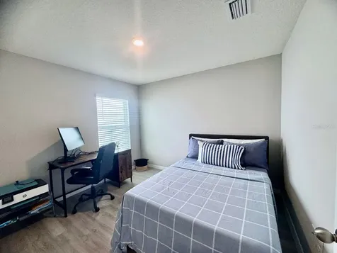 16605 Mosaic Oar Drive Wimauma FL 33598