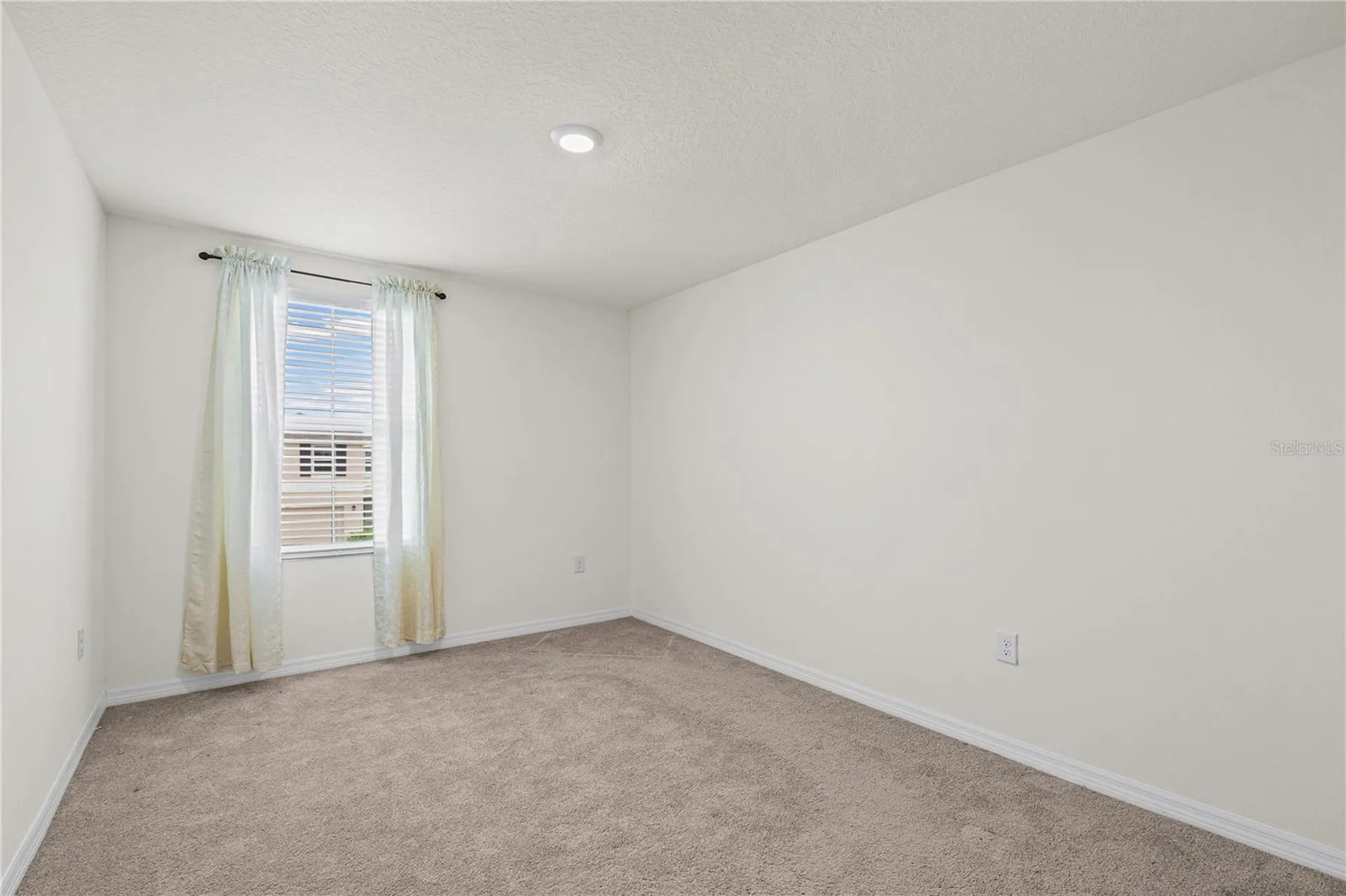 2804 Rock Sound Street Bradenton FL 34208
