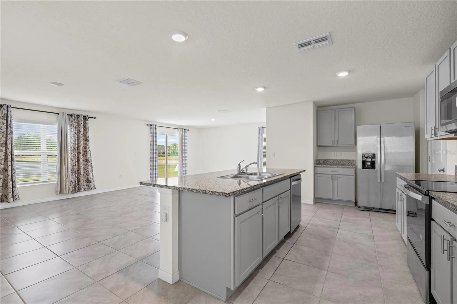 2804 Rock Sound Street Bradenton FL 34208