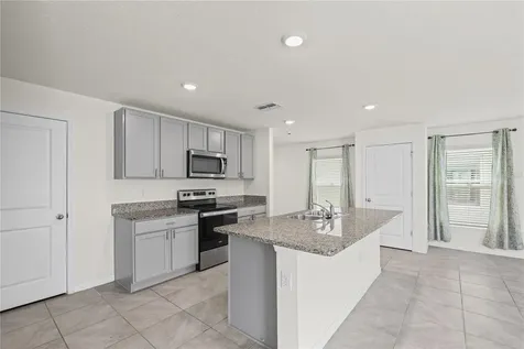 2804 Rock Sound Street Bradenton FL 34208