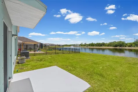 2804 Rock Sound Street Bradenton FL 34208