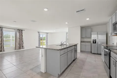 2804 Rock Sound Street Bradenton FL 34208