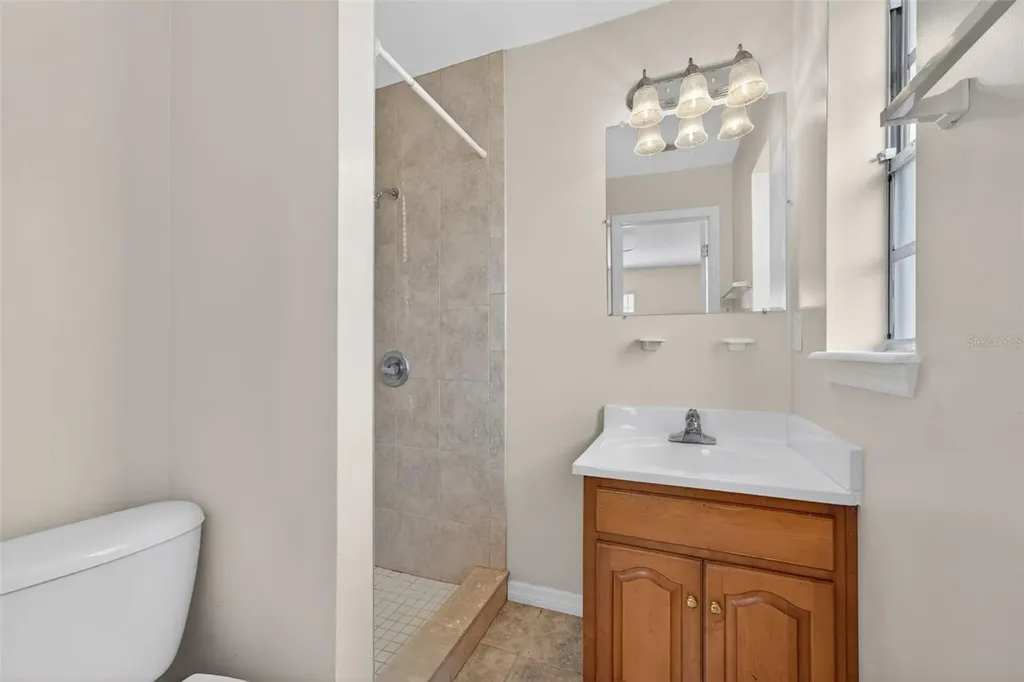 3908 W Leila Avenue Tampa FL 33616