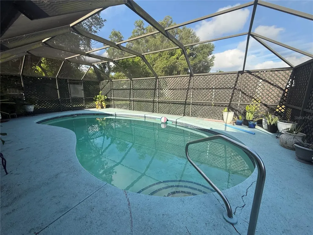 2402 9th Street E Bradenton FL 34208