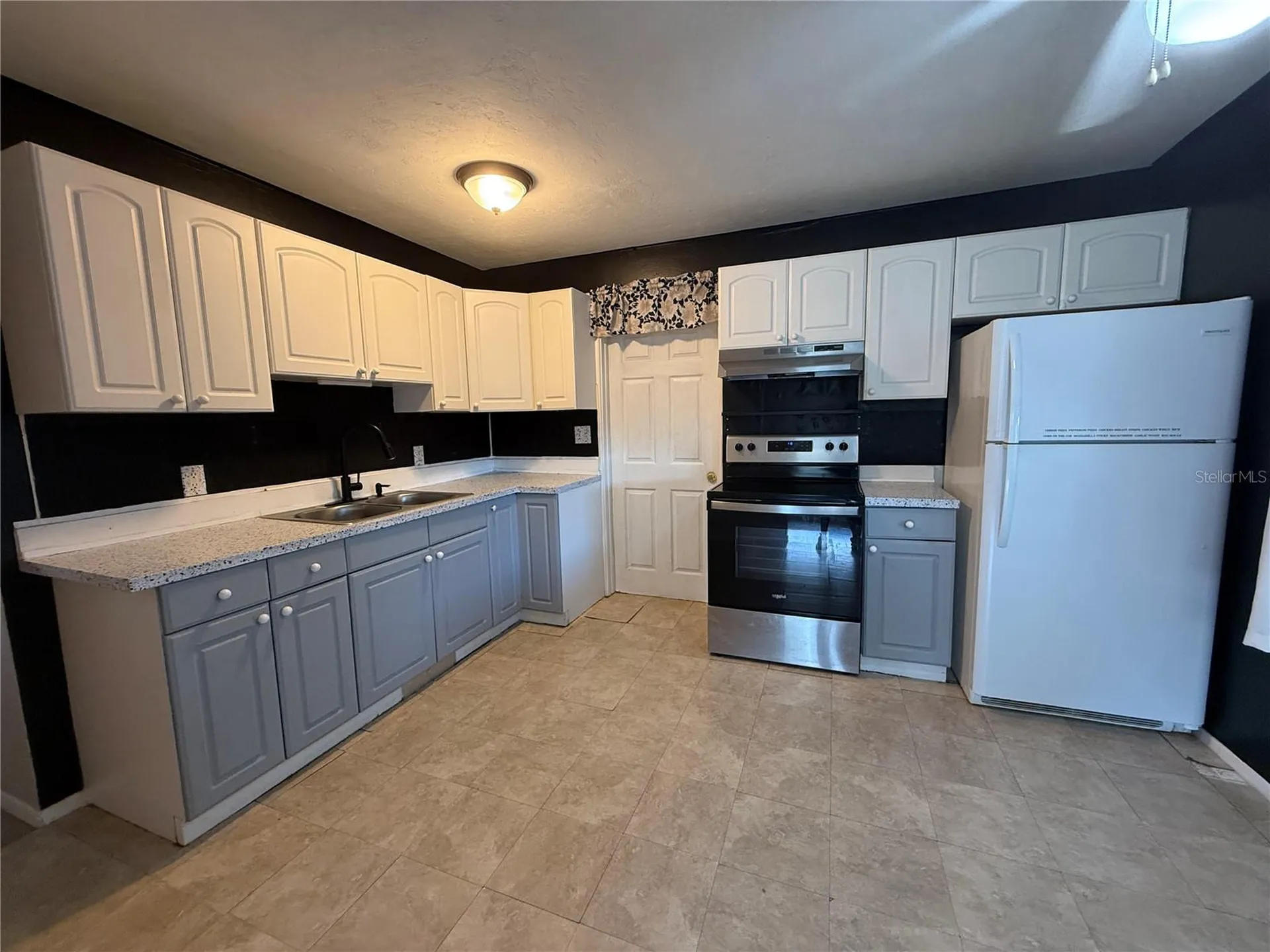2402 9th Street E Bradenton FL 34208