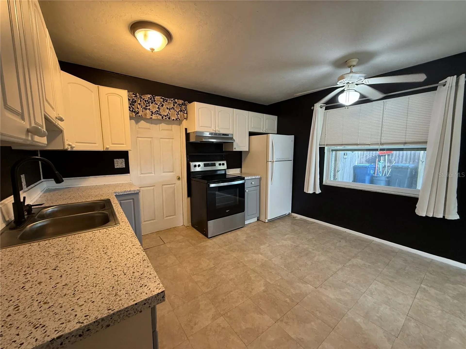 2402 9th Street E Bradenton FL 34208