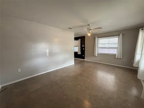 2402 9th Street E Bradenton FL 34208