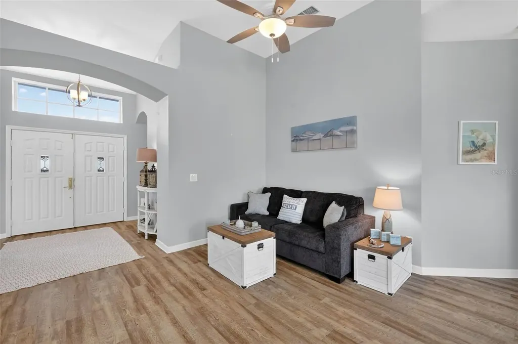 8011 Pine Hollow Drive Mount Dora FL 32757