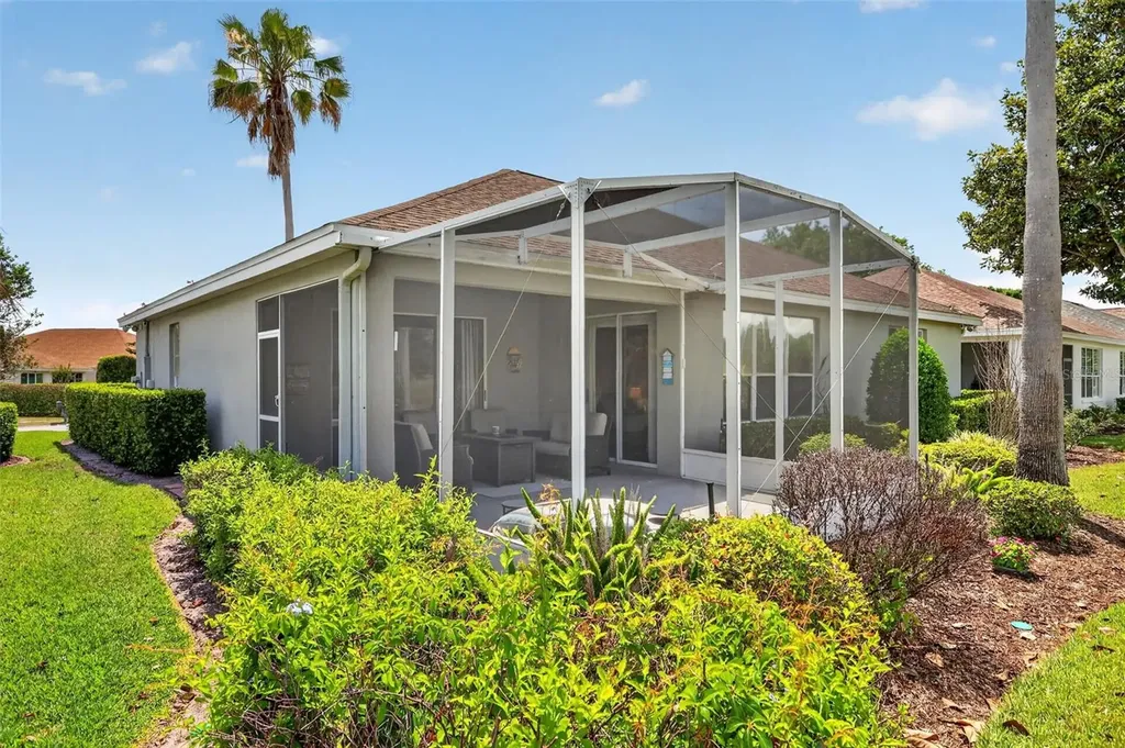 8011 Pine Hollow Drive Mount Dora FL 32757