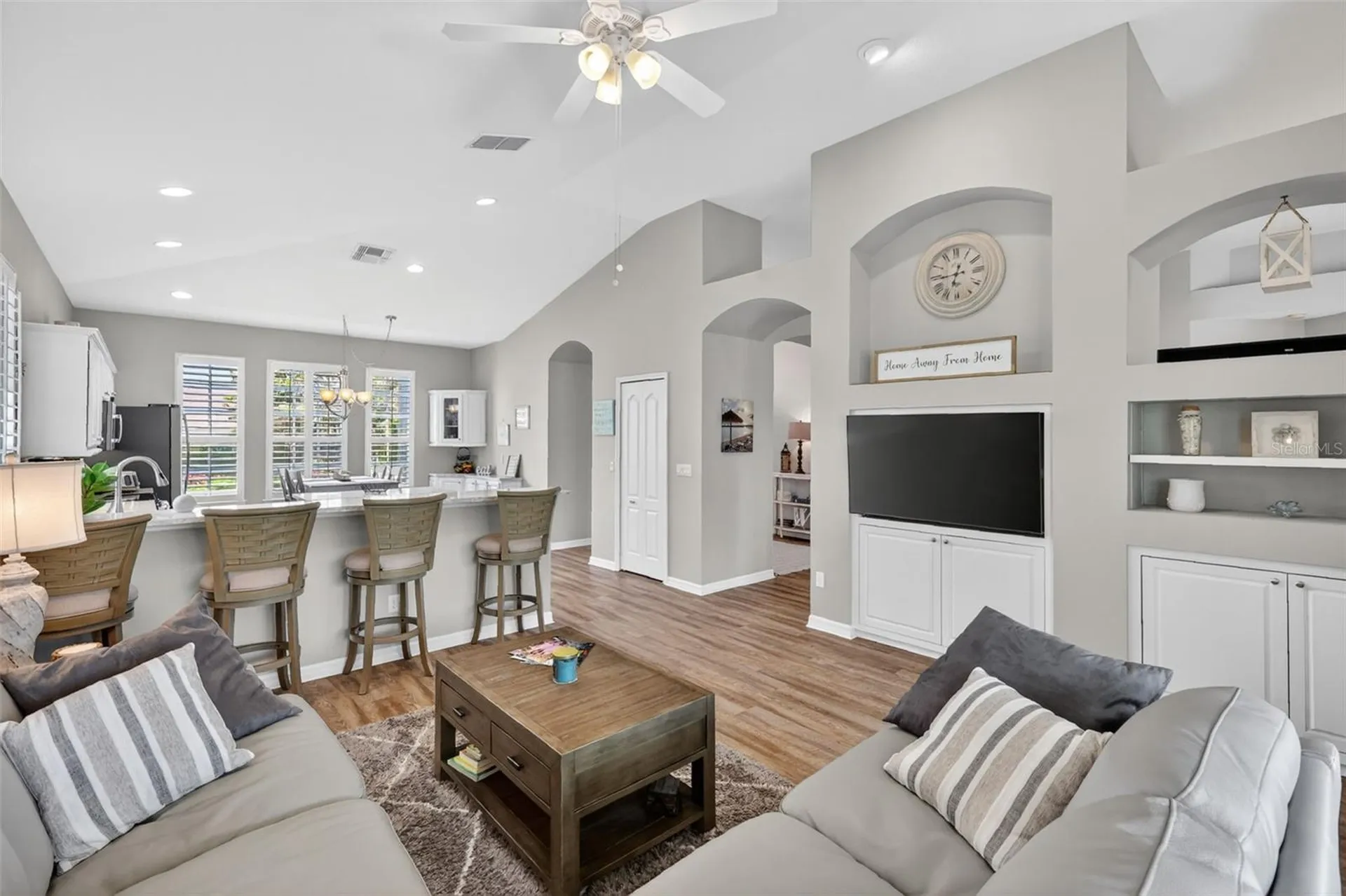 8011 Pine Hollow Drive Mount Dora FL 32757
