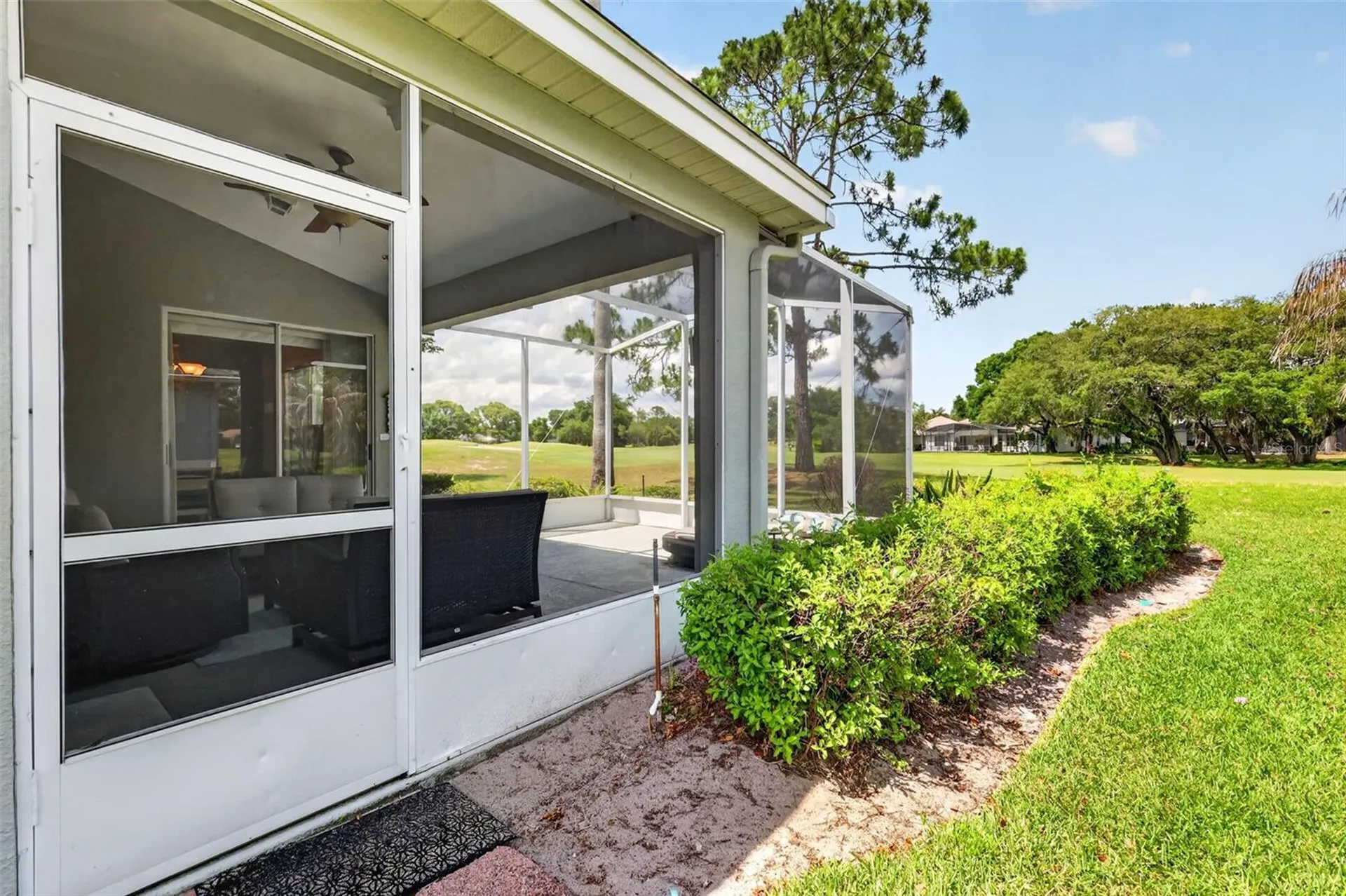 8011 Pine Hollow Drive Mount Dora FL 32757