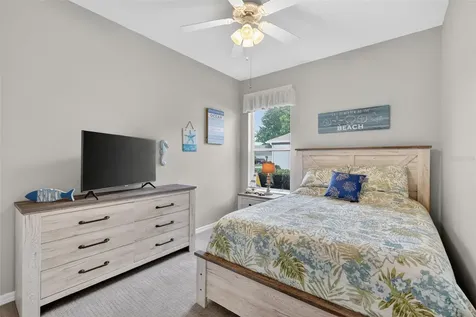 8011 Pine Hollow Drive Mount Dora FL 32757