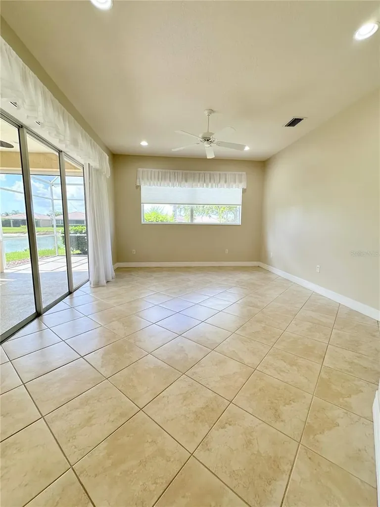 8899 Eagle Bay Court North Port FL 34287