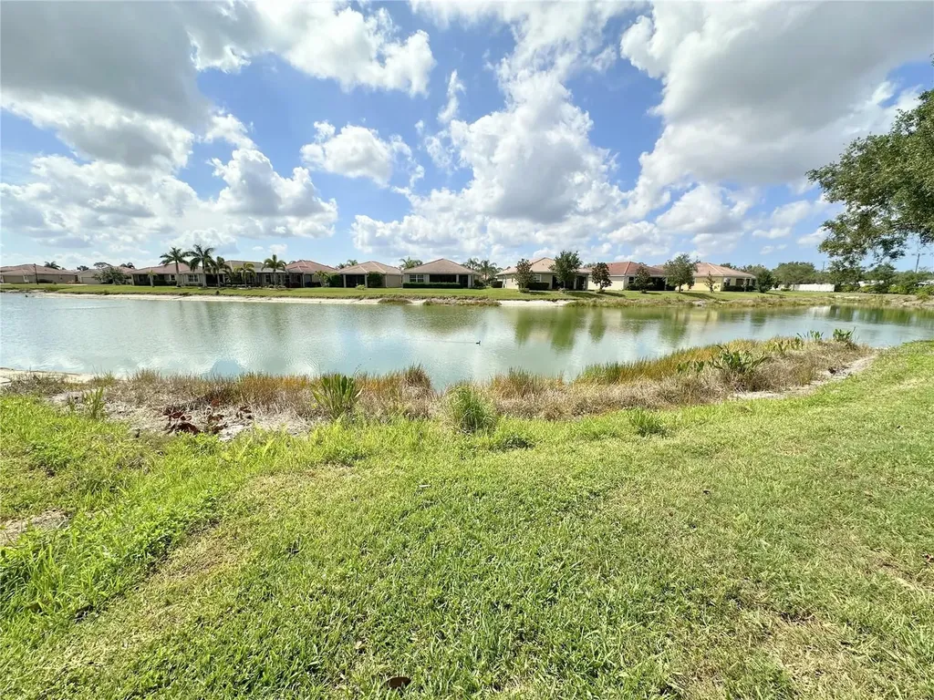 8899 Eagle Bay Court North Port FL 34287
