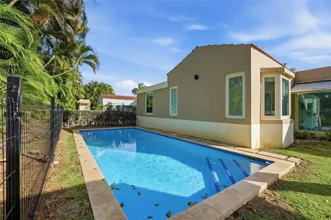 209 Sabanera Dorado PR 00646