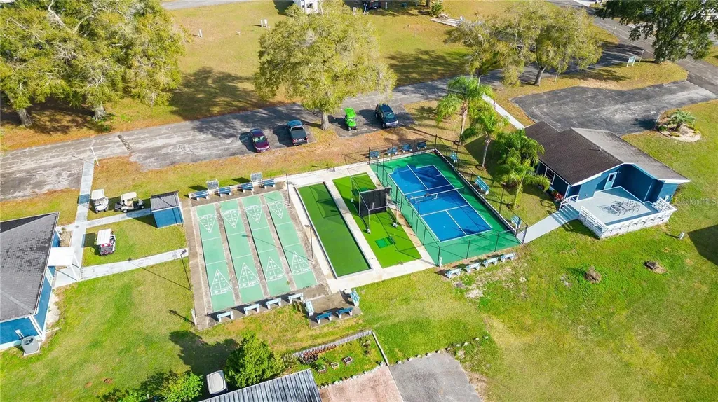10042 Collingwood Avenue Dade City FL 33525