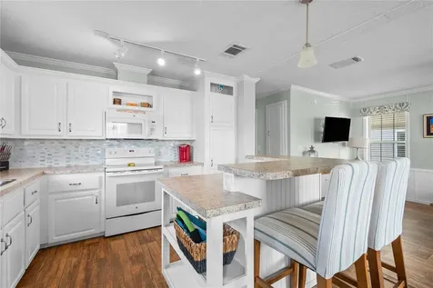 10042 Collingwood Avenue Dade City FL 33525