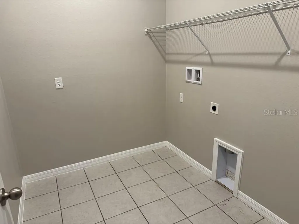 3345 Curlew Avenue Leesburg FL 34748
