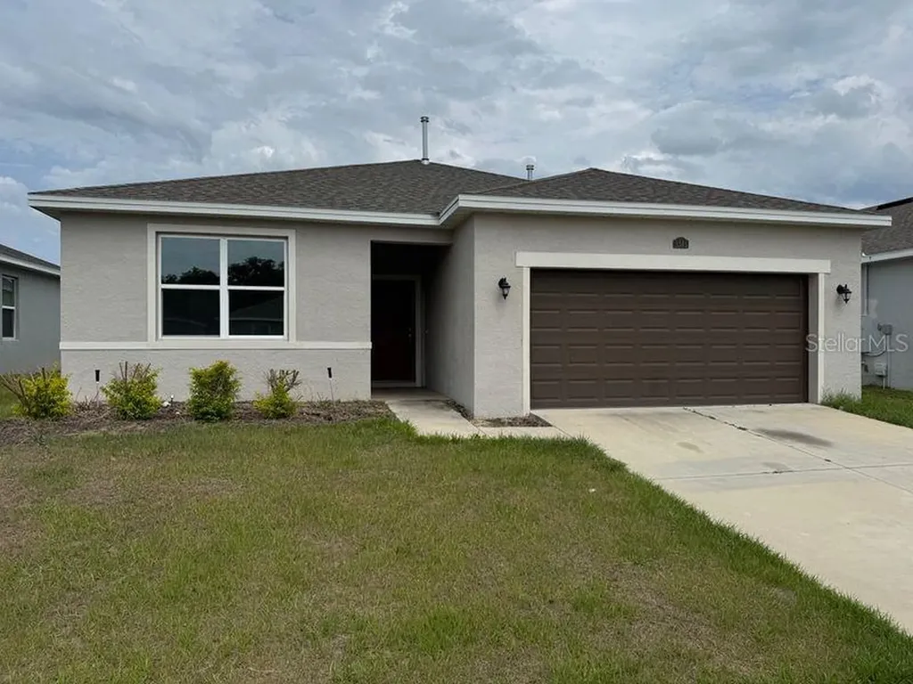 3345 Curlew Avenue Leesburg FL 34748