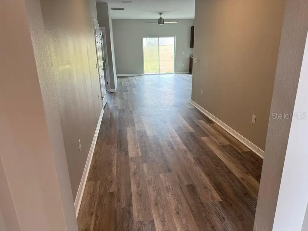 3345 Curlew Avenue Leesburg FL 34748