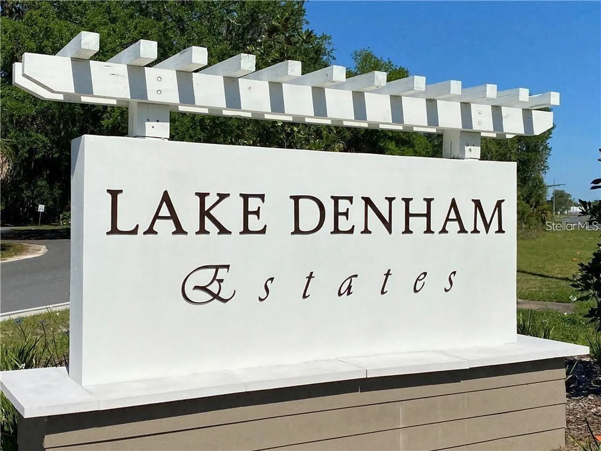 3345 Curlew Avenue Leesburg FL 34748