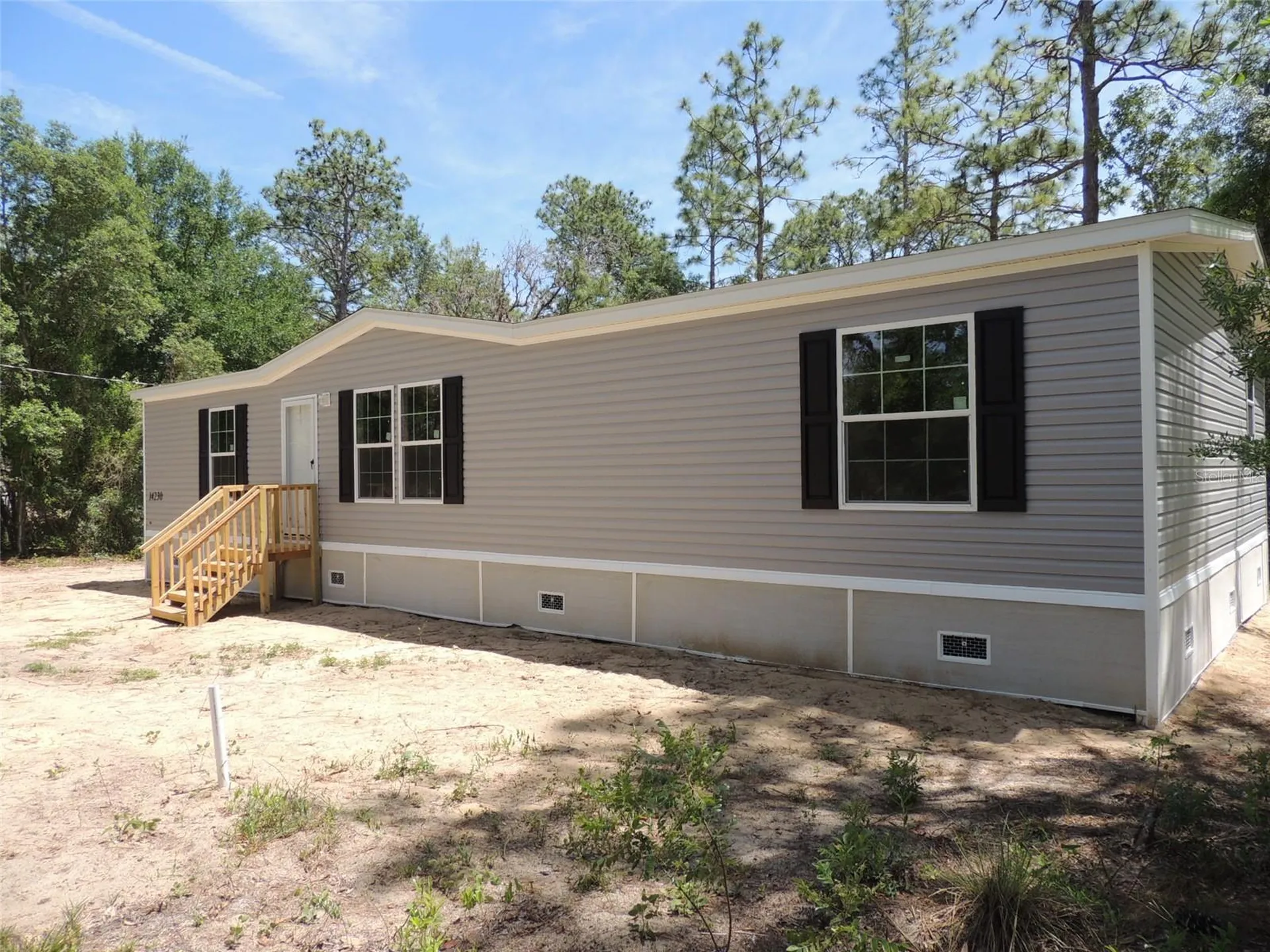 14230 SE 20th Street Morriston FL 32668