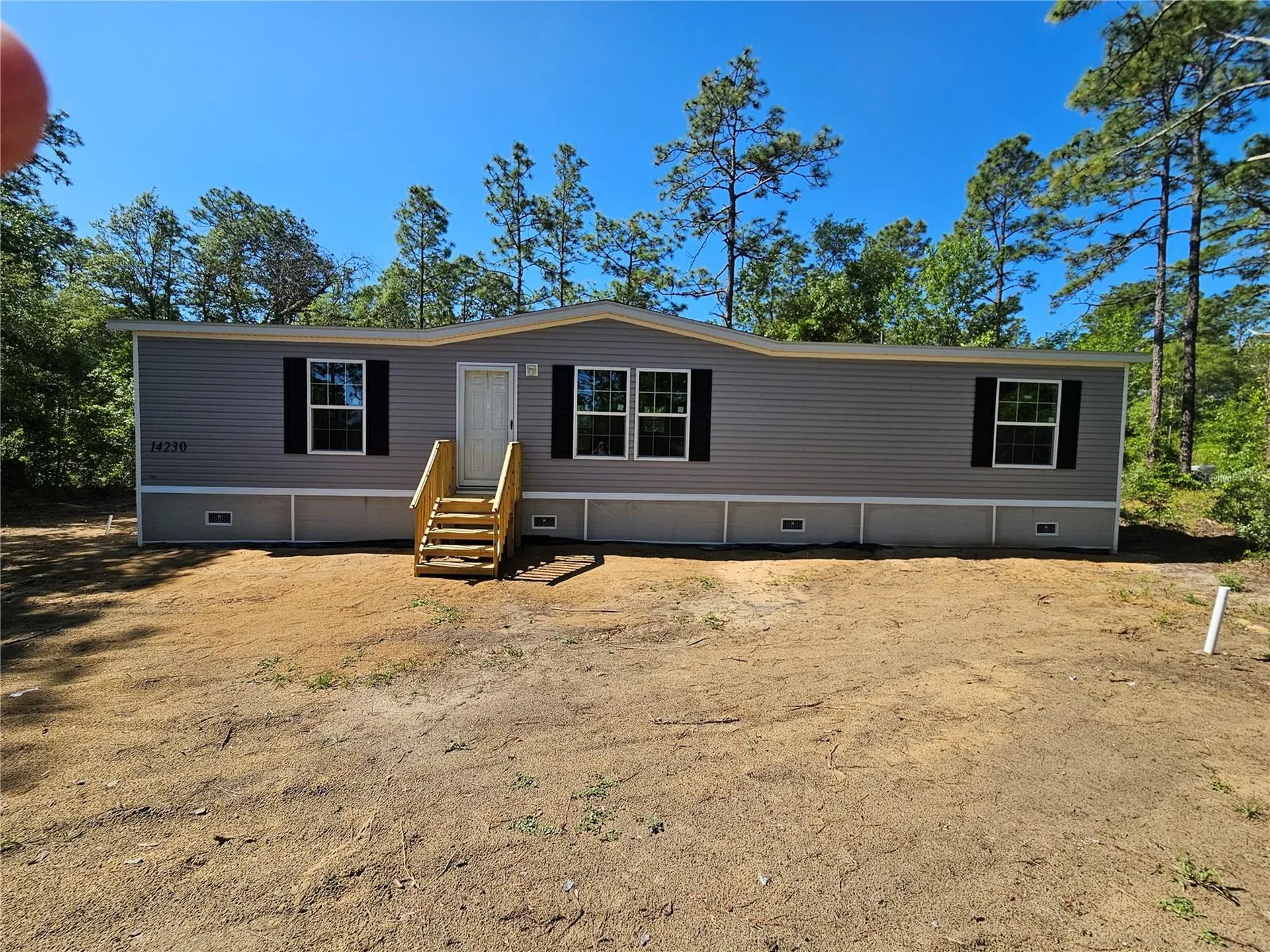 14230 SE 20th Street Morriston FL 32668