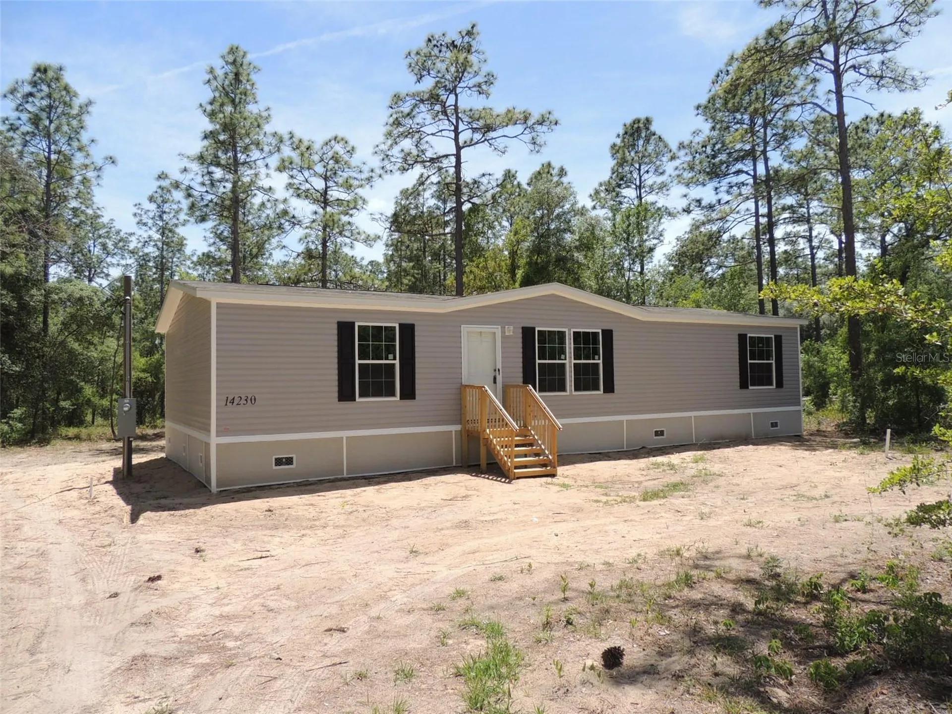 14230 SE 20th Street Morriston FL 32668
