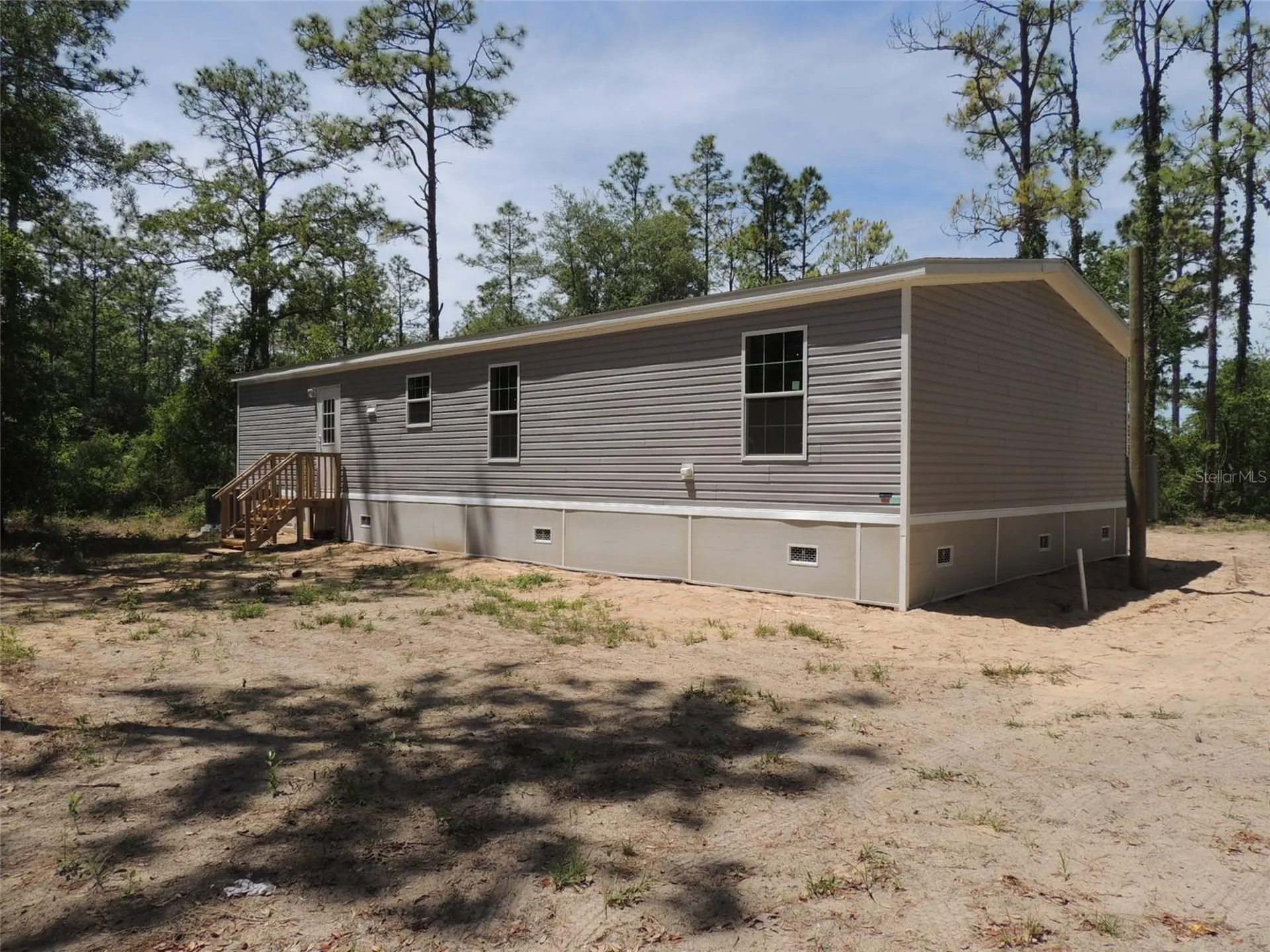 14230 SE 20th Street Morriston FL 32668