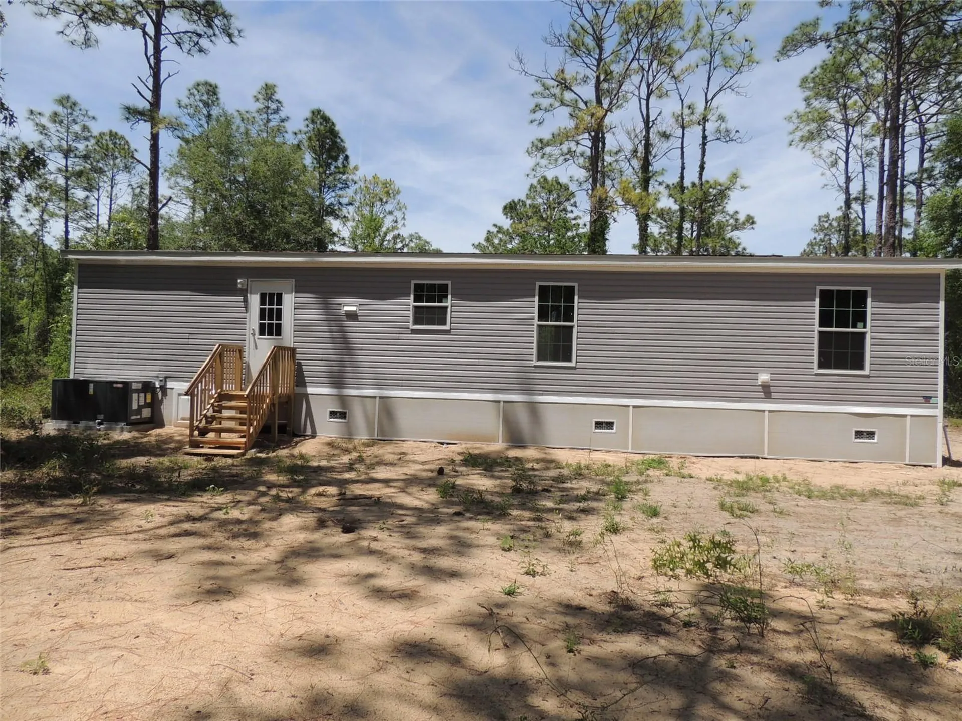 14230 SE 20th Street Morriston FL 32668