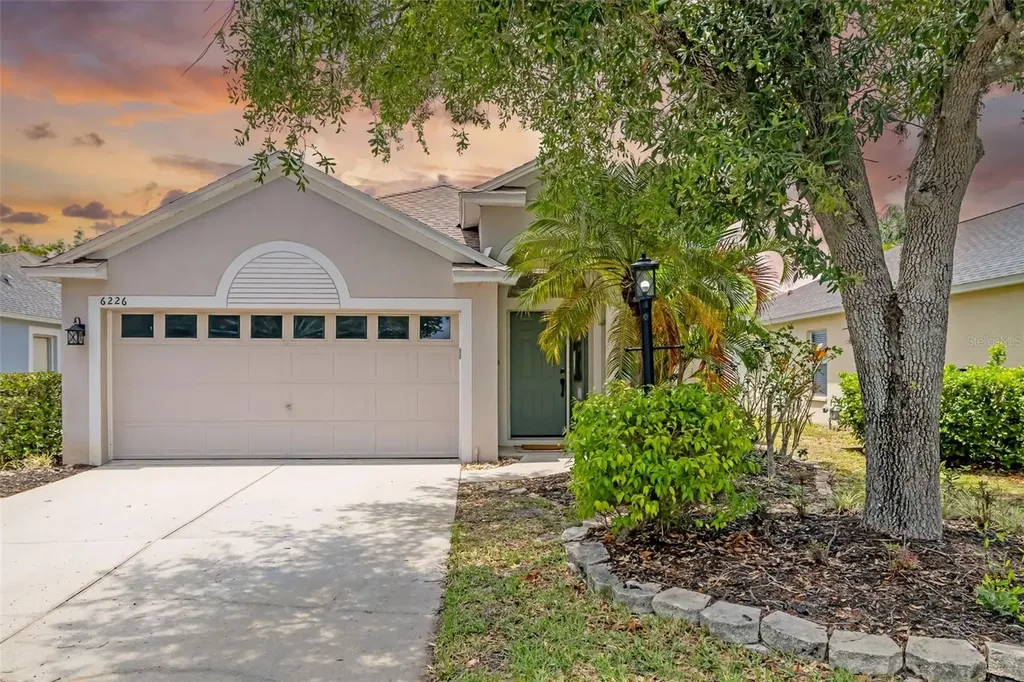 6226 Blueflower Court Lakewood Ranch FL 34202