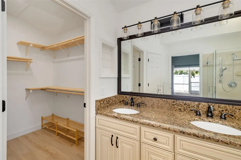6226 Blueflower Court Lakewood Ranch FL 34202