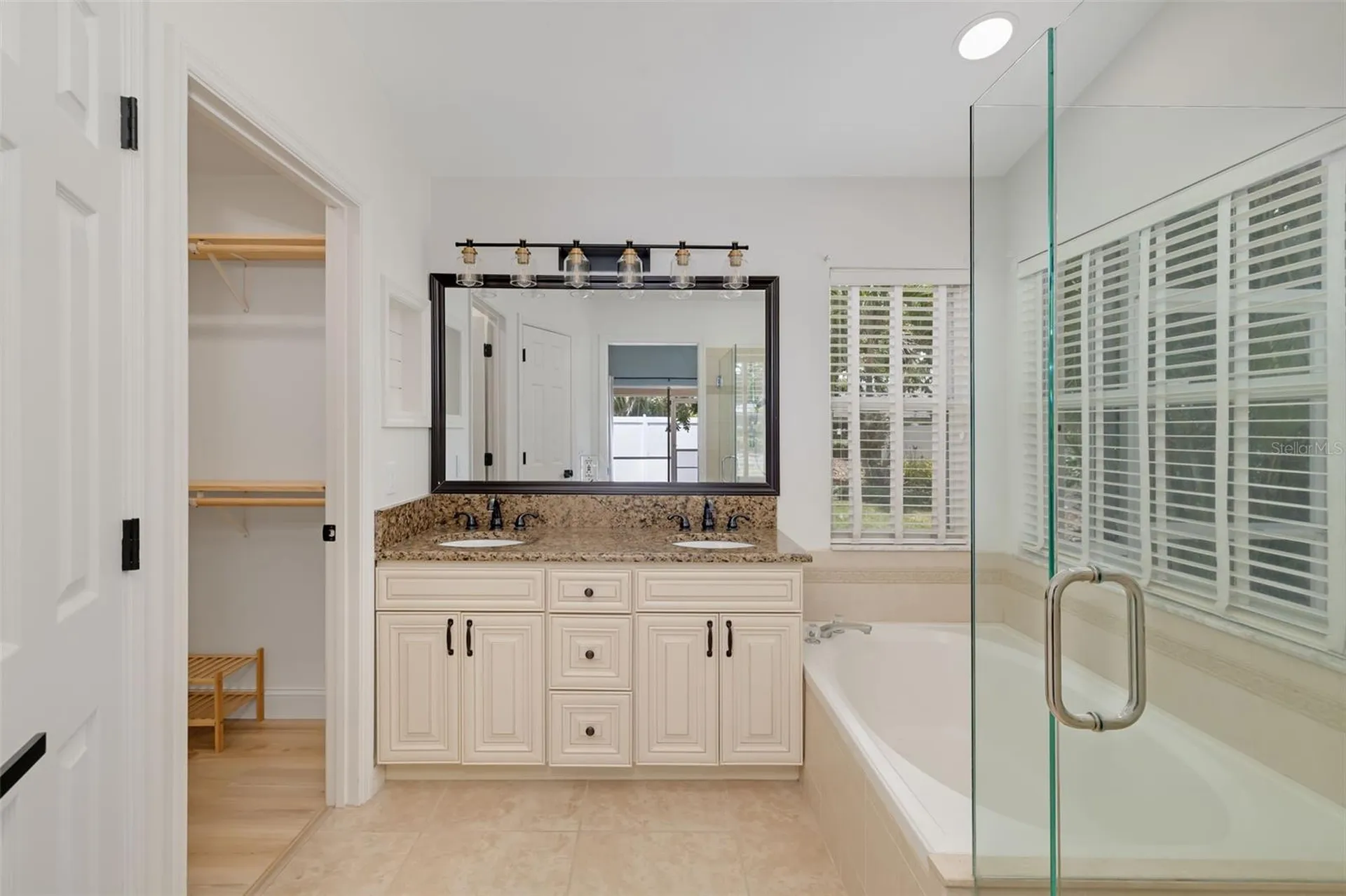 6226 Blueflower Court Lakewood Ranch FL 34202