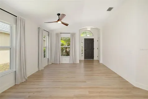 6226 Blueflower Court Lakewood Ranch FL 34202